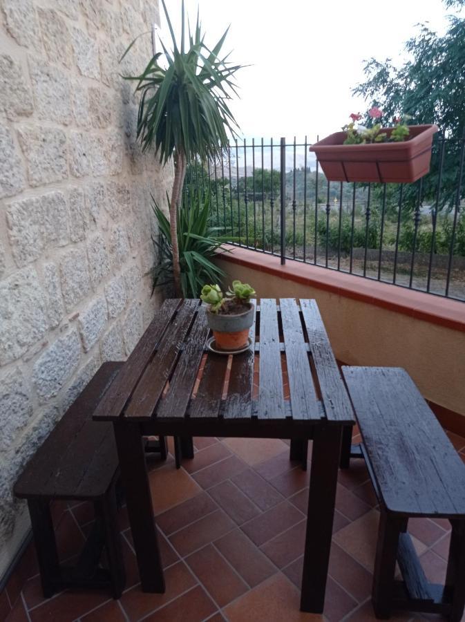 Casa Vacanze Borgo Gulini Da Anna Petralia Soprana Dış mekan fotoğraf